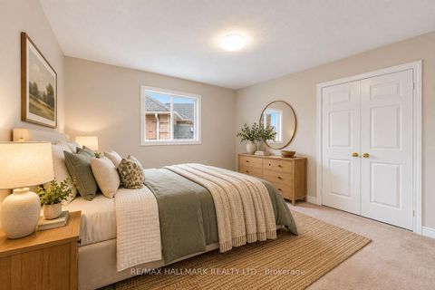 Photo 15 at 10 Driftwood Court, Oak Ridges, Richmond Hill