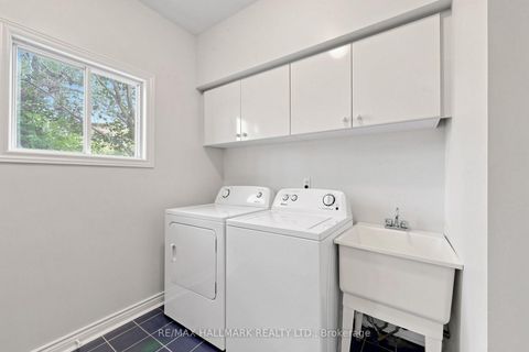 Photo 16 at 10 Driftwood Court, Oak Ridges, Richmond Hill