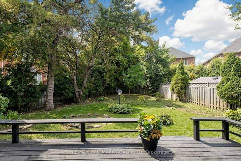 Photo 20 at 10 Driftwood Court, Oak Ridges, Richmond Hill