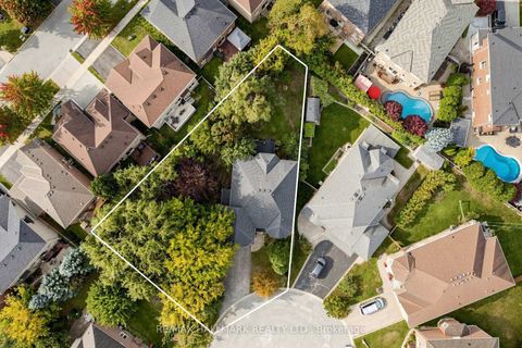 Photo 22 at 10 Driftwood Court, Oak Ridges, Richmond Hill