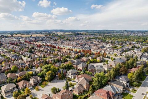 Photo 26 at 10 Driftwood Court, Oak Ridges, Richmond Hill