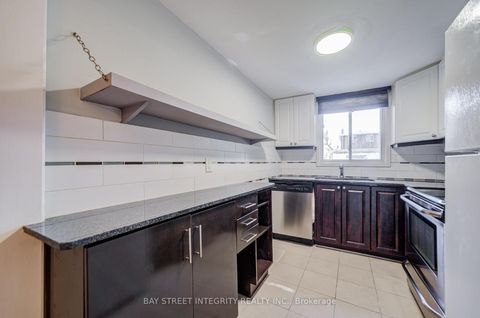 Photo 20 at 19 Robinson Avenue, Oakridge, Toronto