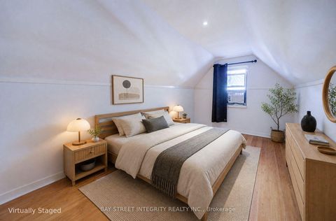 Photo 31 at 19 Robinson Avenue, Oakridge, Toronto