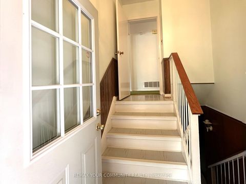 Photo 24 at 15 Resolution Crescent, Hillcrest Village, Toronto