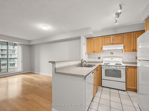 Photo 6 at 610 - 23 Lorraine Drive, Willowdale West, Toronto