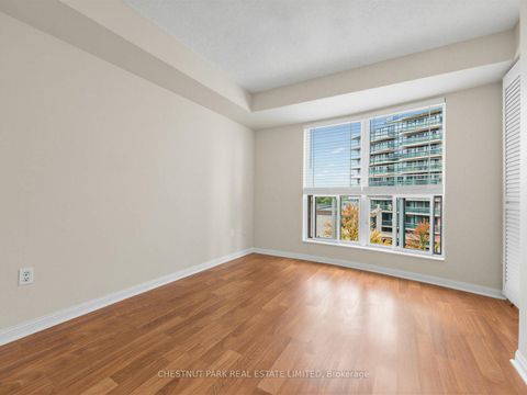 Photo 14 at 610 - 23 Lorraine Drive, Willowdale West, Toronto