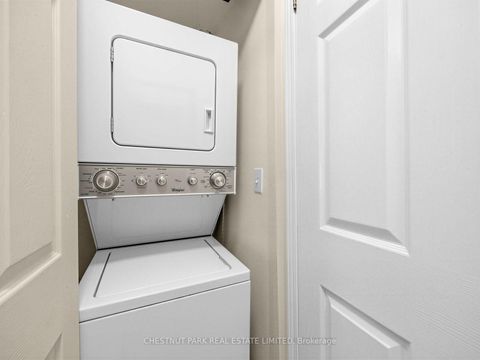 Photo 18 at 610 - 23 Lorraine Drive, Willowdale West, Toronto