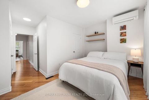 Photo 17 at 628 Ossington Avenue, Little Italy, Toronto
