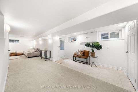 Photo 26 at 628 Ossington Avenue, Little Italy, Toronto
