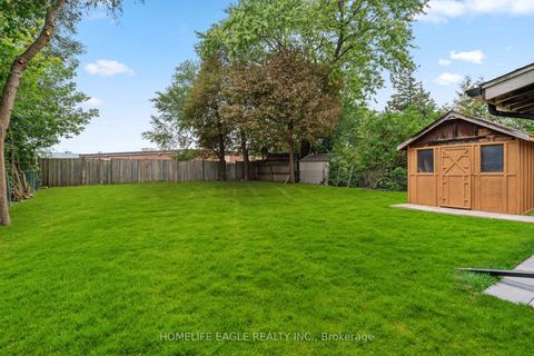 Photo 22 at 82 Scarborough Heights Boulevard, Cliffcrest, Toronto