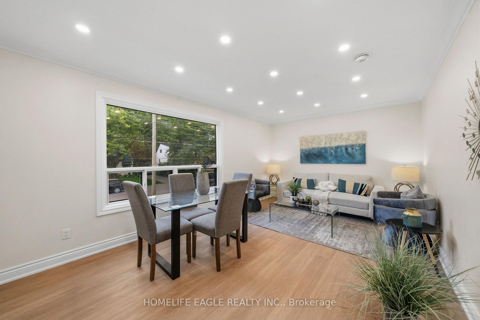 82 Scarborough Heights Boulevard, Cliffcrest, Toronto 