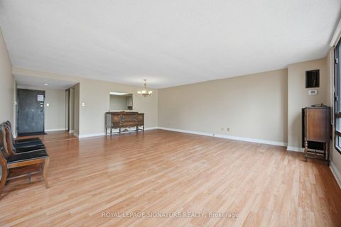 Photo 13 at 1002 - 77 Carlton Street, Yonge Corridor, Toronto
