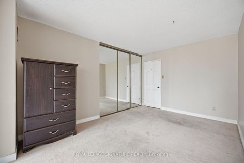 Photo 23 at 1002 - 77 Carlton Street, Yonge Corridor, Toronto