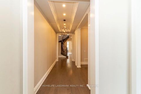 Photo 1 at 15 Little Celeste Court, Patterson, Vaughan