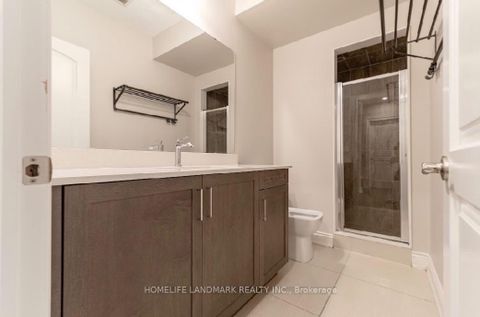Photo 28 at 15 Little Celeste Court, Patterson, Vaughan