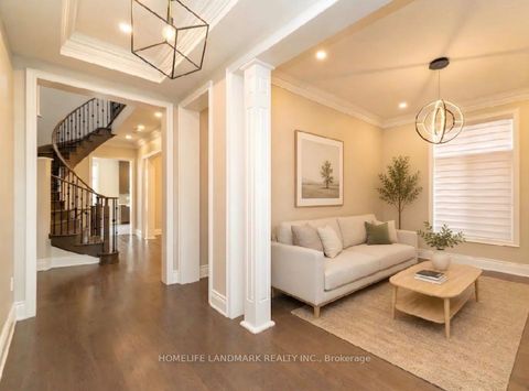 Photo 31 at 15 Little Celeste Court, Patterson, Vaughan