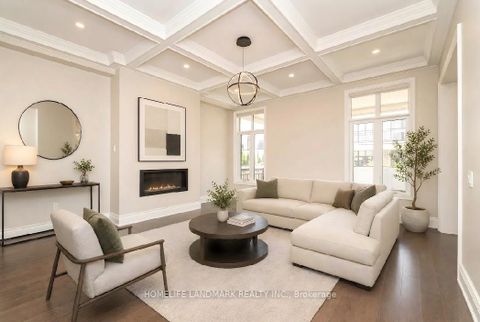 Photo 34 at 15 Little Celeste Court, Patterson, Vaughan