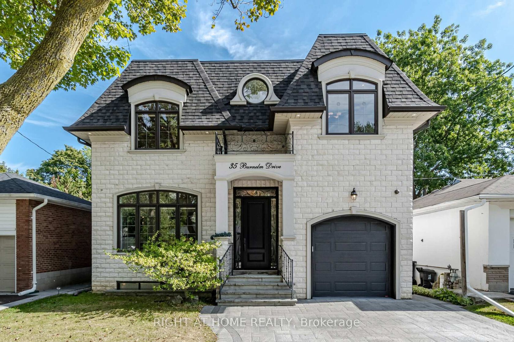 35 Burnelm Drive, City Centre West, Toronto 