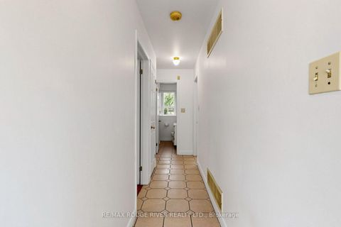 Photo 13 at 38 Lombardy Crescent, Kennedy Park, Toronto
