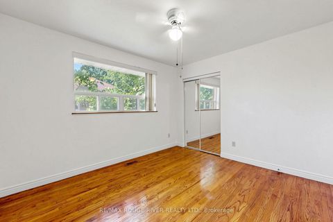 Photo 14 at 38 Lombardy Crescent, Kennedy Park, Toronto