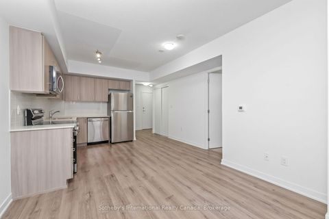 Photo 9 at 412 - 556 Marlee Avenue, Glen Park, Toronto