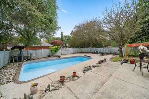 Photo 21 at 3 Bluewater Avenue, Cliffside, Toronto