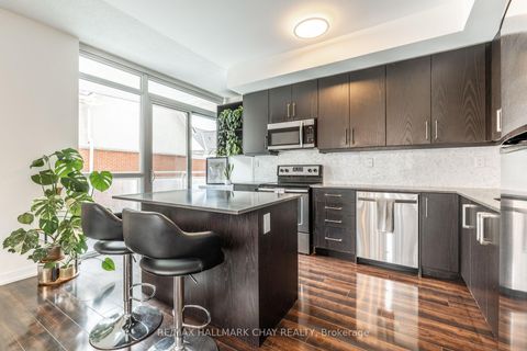Photo 5 at 204 - 5101 Dundas Street W, Etobicoke West Mall, Toronto