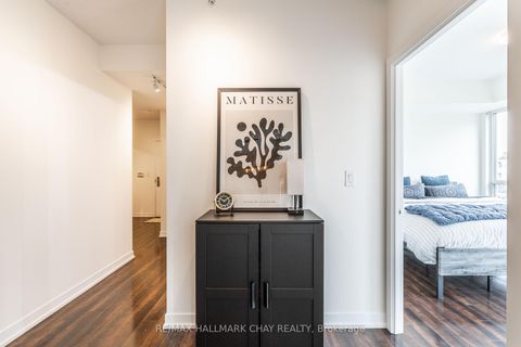 Photo 16 at 204 - 5101 Dundas Street W, Etobicoke West Mall, Toronto