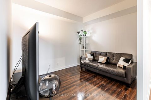Photo 18 at 204 - 5101 Dundas Street W, Etobicoke West Mall, Toronto
