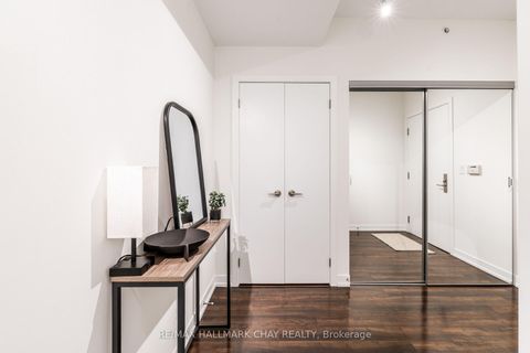 Photo 25 at 204 - 5101 Dundas Street W, Etobicoke West Mall, Toronto