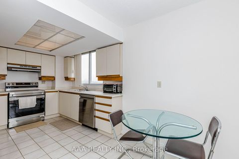 Photo 14 at 2101 - 5 Concorde Place, Don Mills, Toronto