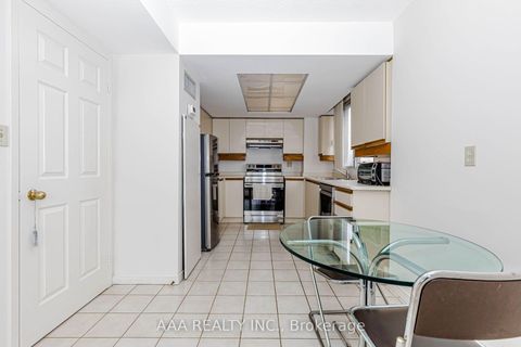 Photo 15 at 2101 - 5 Concorde Place, Don Mills, Toronto
