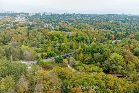Photo 37 at 2101 - 5 Concorde Place, Don Mills, Toronto