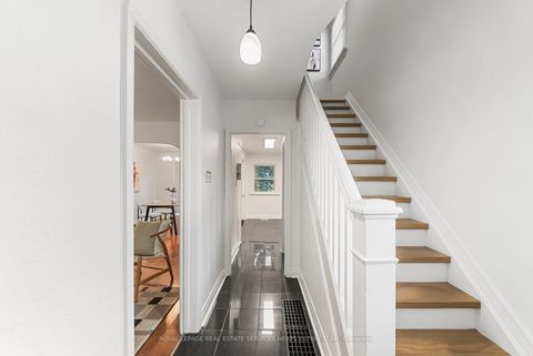 Photo 15 at 63 Thursfield Crescent, Leaside, Toronto