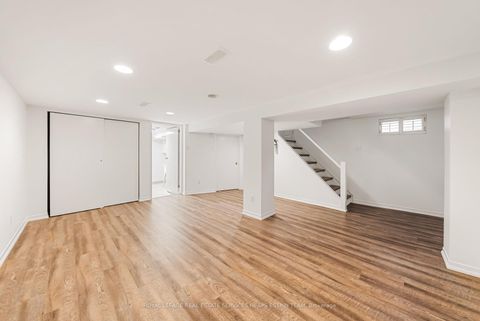 Photo 27 at 63 Thursfield Crescent, Leaside, Toronto