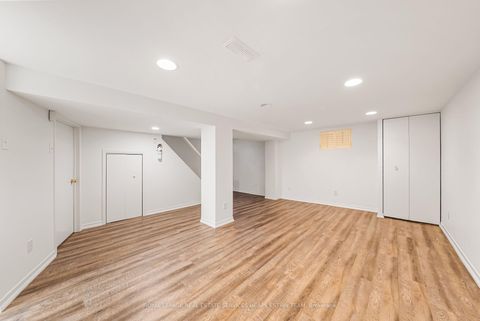 Photo 28 at 63 Thursfield Crescent, Leaside, Toronto