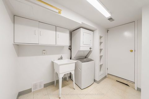 Photo 30 at 63 Thursfield Crescent, Leaside, Toronto