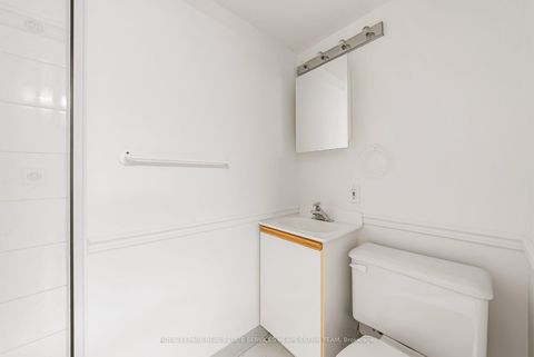 Photo 31 at 63 Thursfield Crescent, Leaside, Toronto