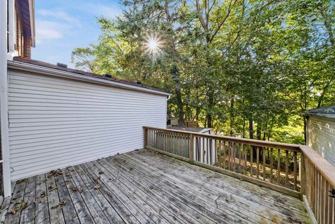 Photo 32 at 63 Thursfield Crescent, Leaside, Toronto