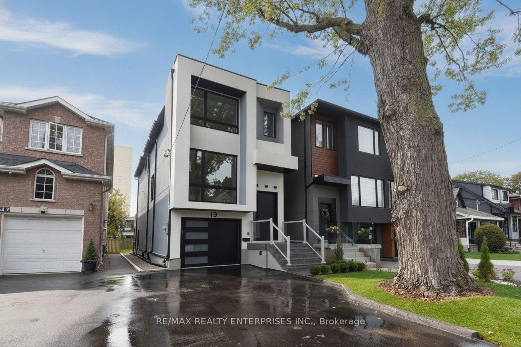 19 Simpson Avenue, Mimico, Toronto 