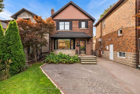 Photo 0 at 817 Millwood Road, Leaside, Toronto