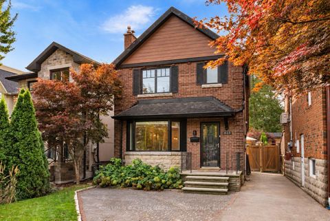 Photo 2 at 817 Millwood Road, Leaside, Toronto