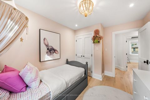 Photo 27 at 817 Millwood Road, Leaside, Toronto