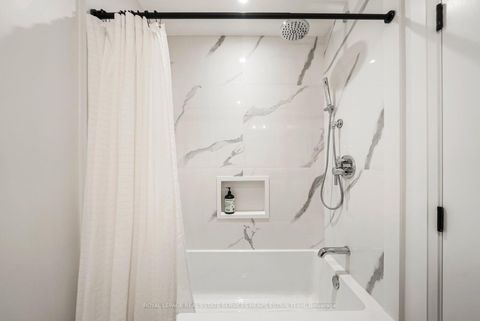 Photo 31 at 817 Millwood Road, Leaside, Toronto