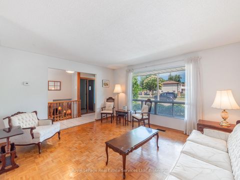 Photo 7 at 1 Mosswood Lane, Clairville, Toronto