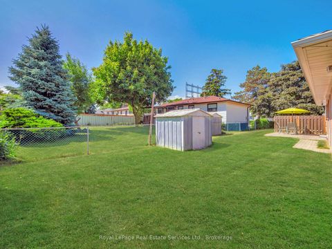 Photo 22 at 1 Mosswood Lane, Clairville, Toronto