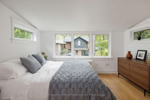 Photo 21 at 30 Duart Park Road, The Beaches, Toronto