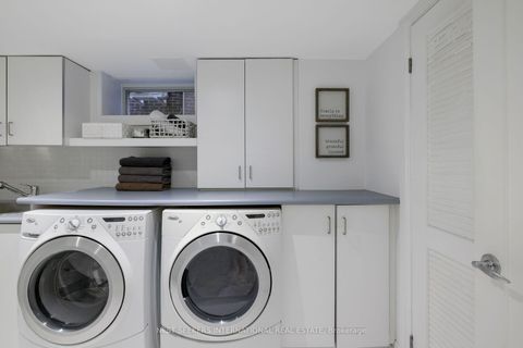 Photo 31 at 30 Duart Park Road, The Beaches, Toronto
