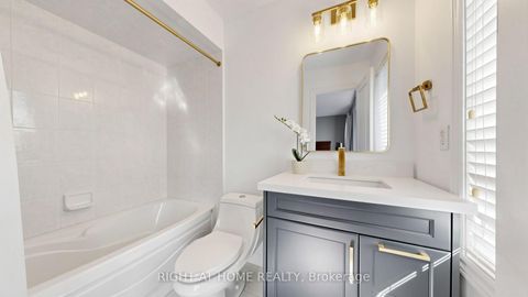 Photo 35 at 40 Chateau Drive, Vellore Village, Vaughan