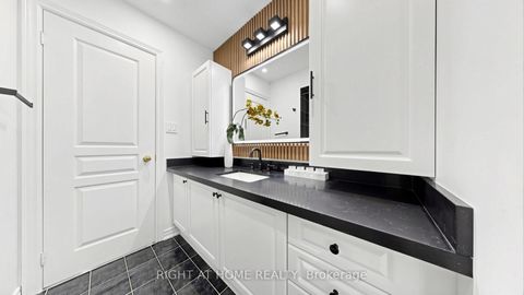Photo 43 at 40 Chateau Drive, Vellore Village, Vaughan